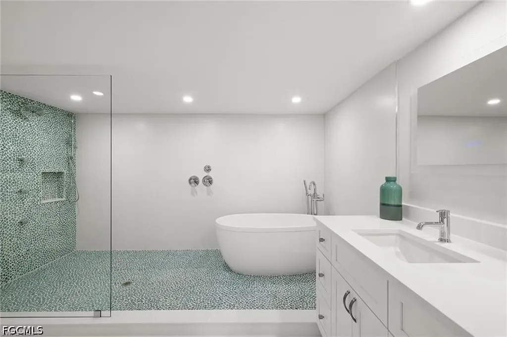 5601 Turtle Bay Drive Naples FL 34108