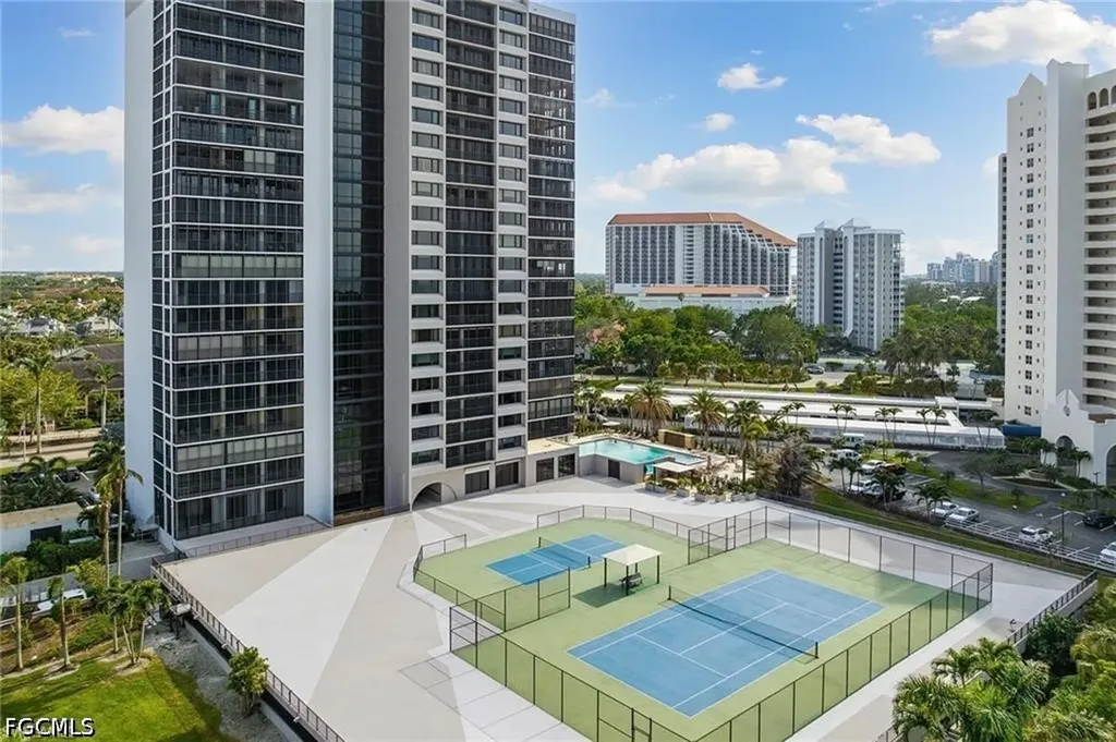 5601 Turtle Bay Drive Naples FL 34108