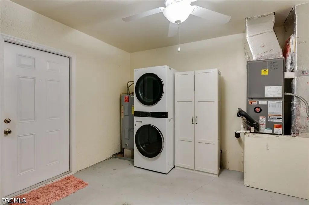4528 SW 7th Place Cape Coral FL 33914