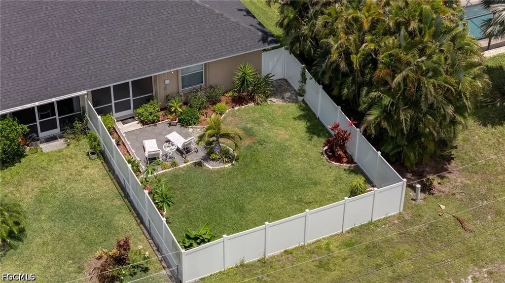 4528 SW 7th Place Cape Coral FL 33914