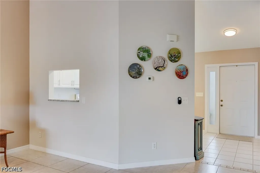 4528 SW 7th Place Cape Coral FL 33914