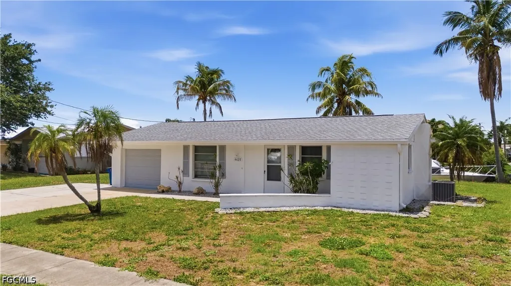 4425 N Canal Circle North Fort Myers FL 33903