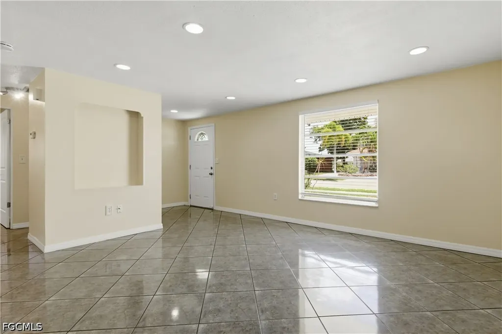 4425 N Canal Circle North Fort Myers FL 33903
