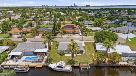 4425 N Canal Circle North Fort Myers FL 33903
