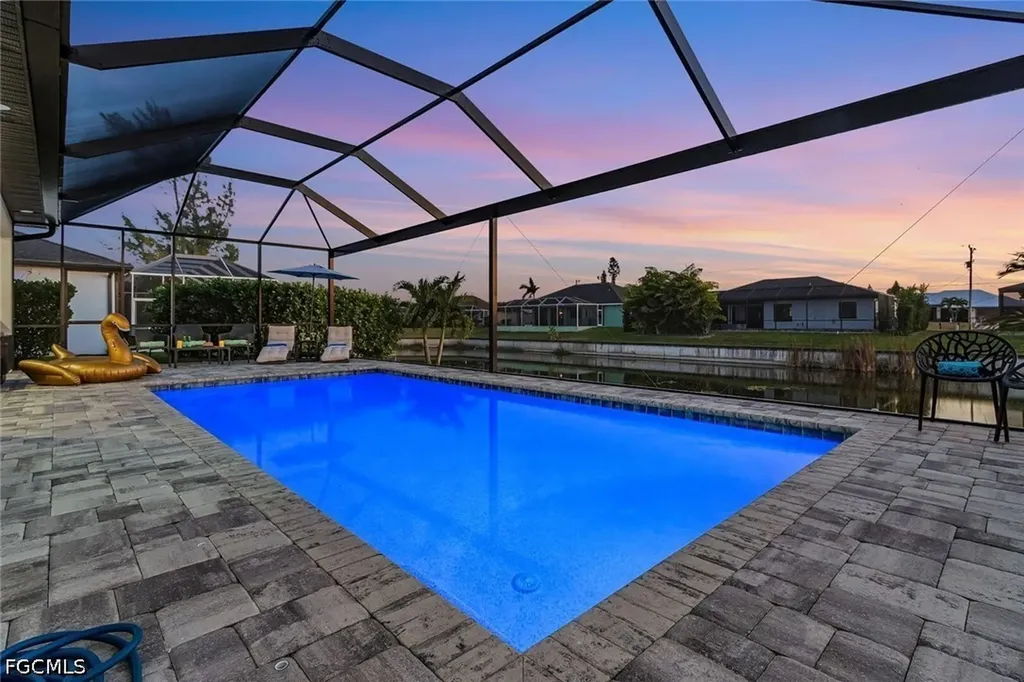 828 SW 28th Street Cape Coral FL 33914
