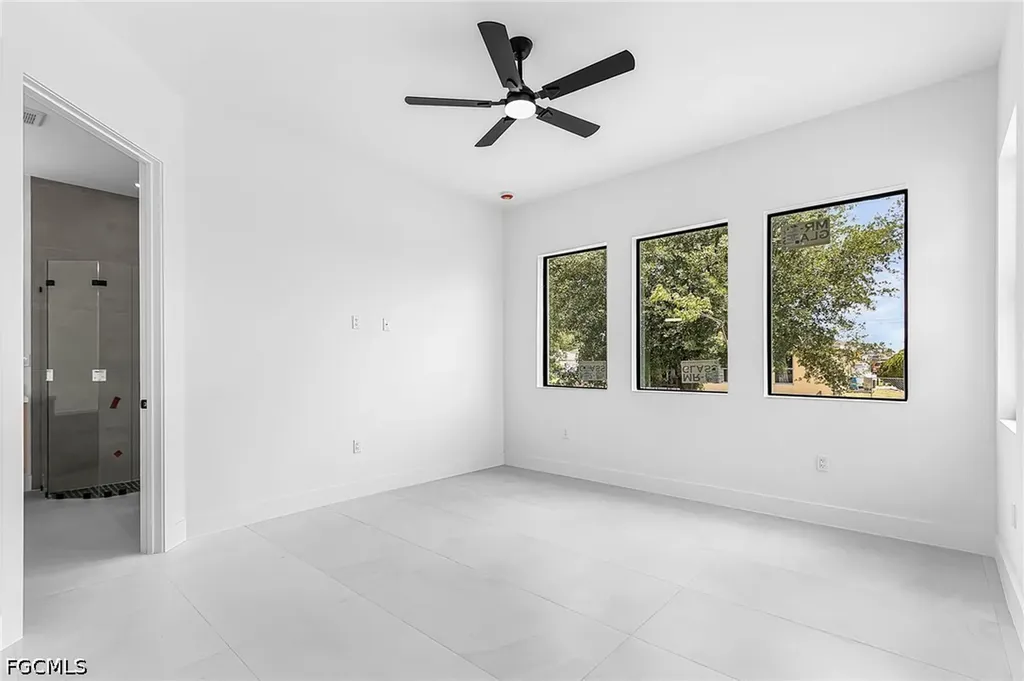 324 NE 15th Street Cape Coral FL 33909