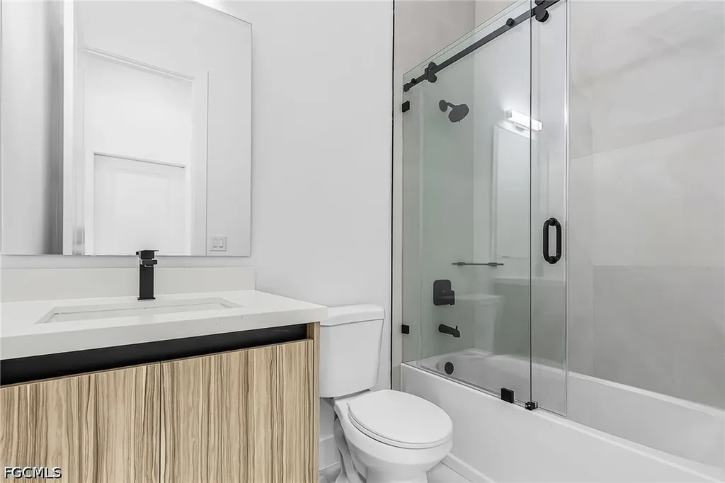 324 NE 15th Street Cape Coral FL 33909