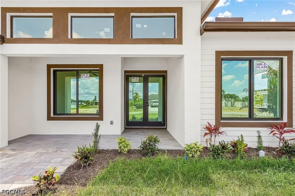 324 NE 15th Street Cape Coral FL 33909