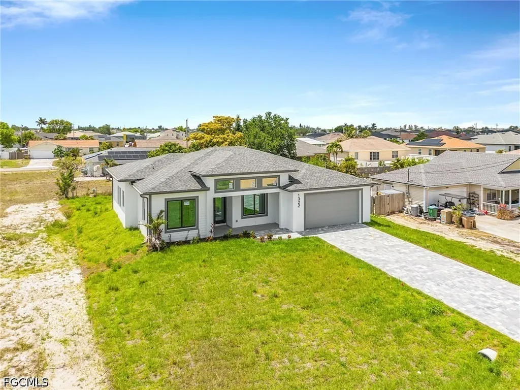 1322 NE 5th Place Cape Coral FL 33909