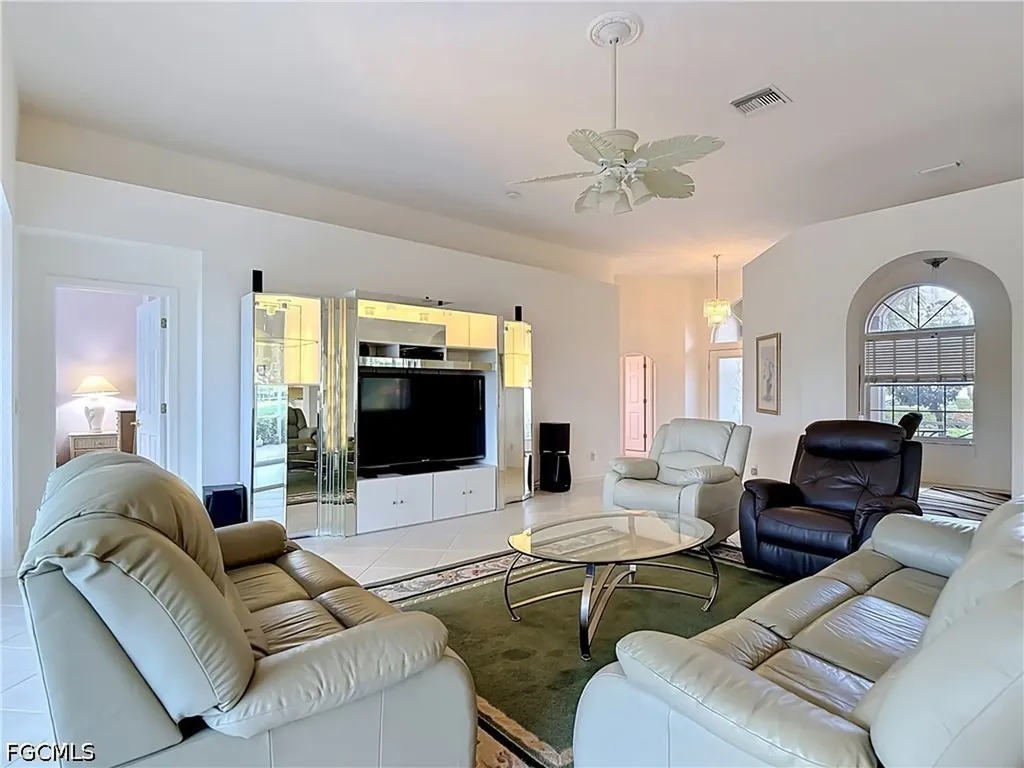 2571 Palo Duro Boulevard North Fort Myers FL 33917