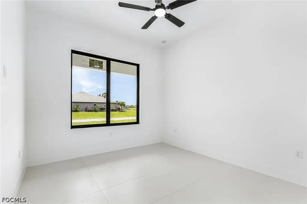 1306 NE 3rd Avenue Cape Coral FL 33909