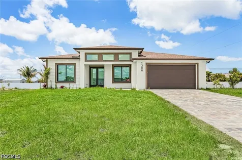 1306 NE 3rd Avenue Cape Coral FL 33909