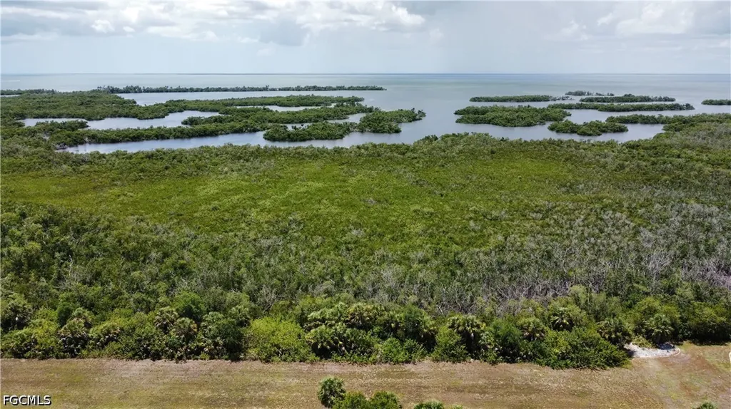 16721 San Edmundo Road Punta Gorda FL 33955