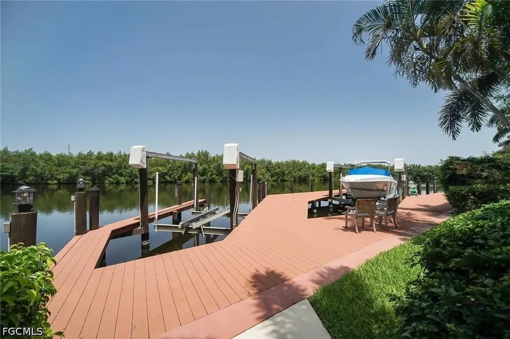 4712 SW 29th Avenue Cape Coral FL 33914