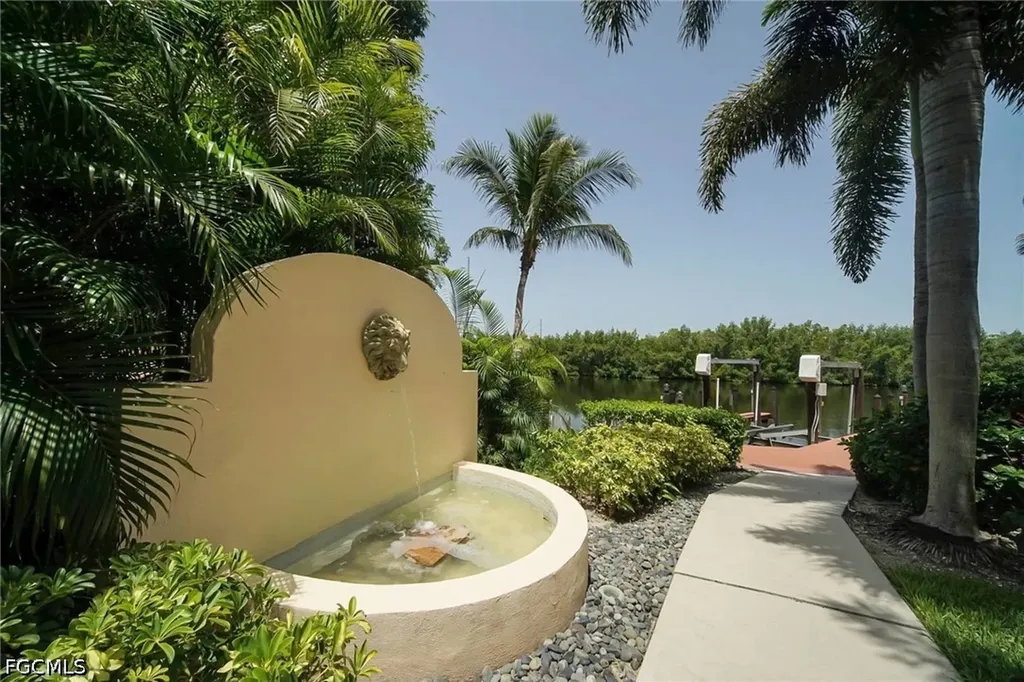 4712 SW 29th Avenue Cape Coral FL 33914