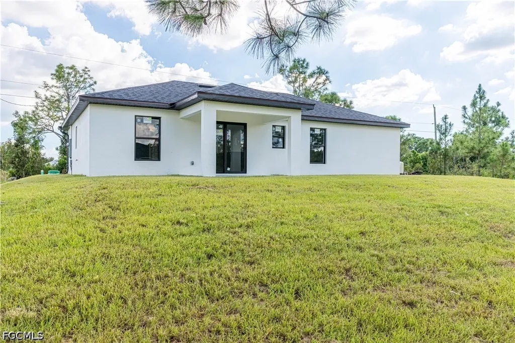 2708 42nd Street W Lehigh Acres FL 33971
