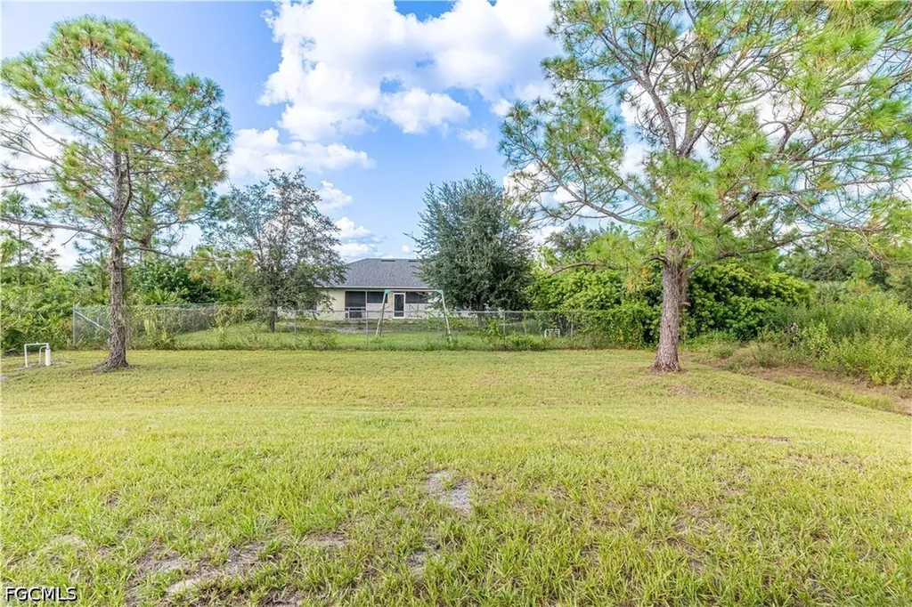 2708 42nd Street W Lehigh Acres FL 33971