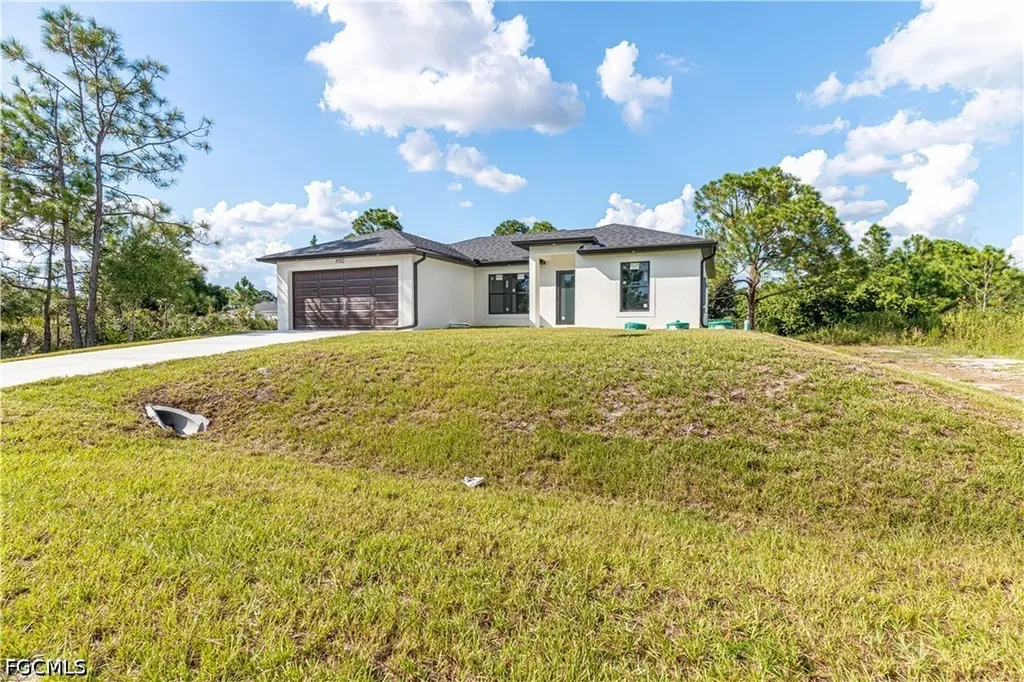2708 42nd Street W Lehigh Acres FL 33971