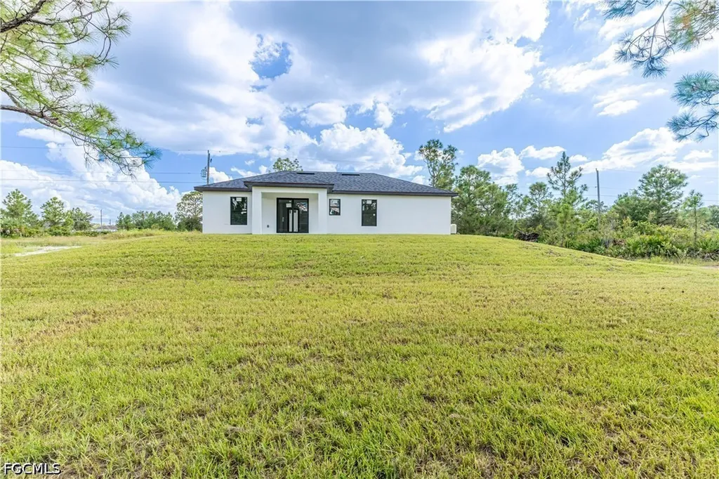 2708 42nd Street W Lehigh Acres FL 33971