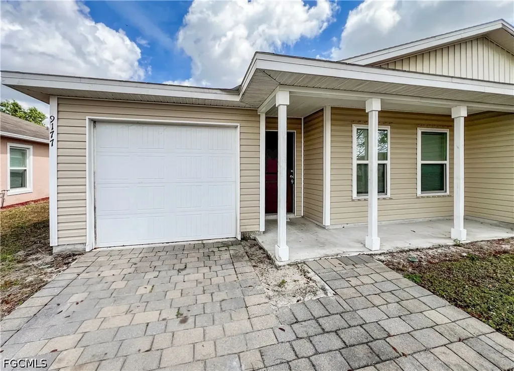 9177 Aegean Circle Lehigh Acres FL 33936