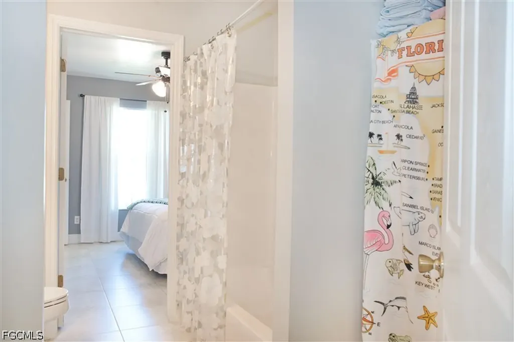818 SW 11th Avenue Cape Coral FL 33991