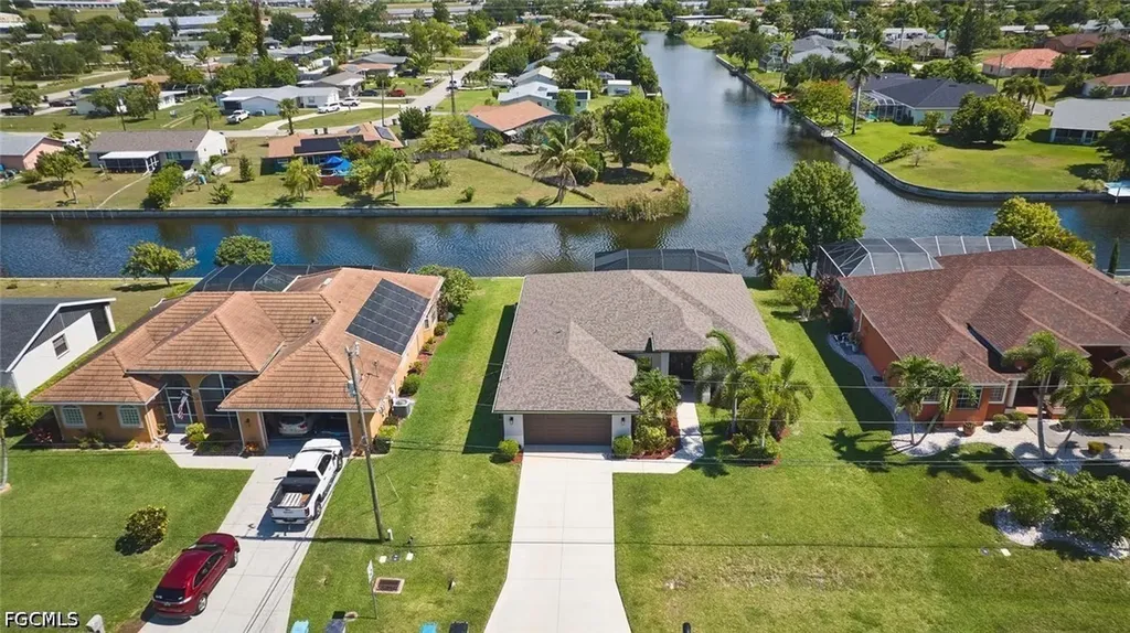 1119 NE 2nd Terrace Cape Coral FL 33909