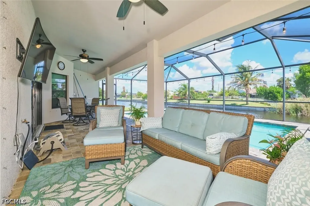 1119 NE 2nd Terrace Cape Coral FL 33909