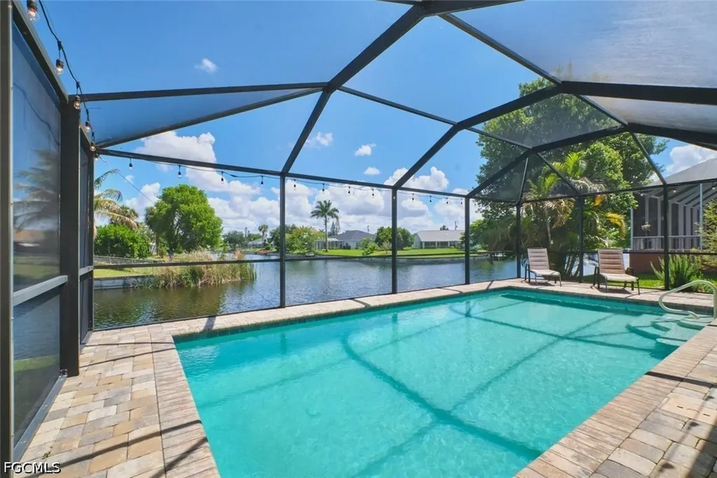 1119 NE 2nd Terrace Cape Coral FL 33909