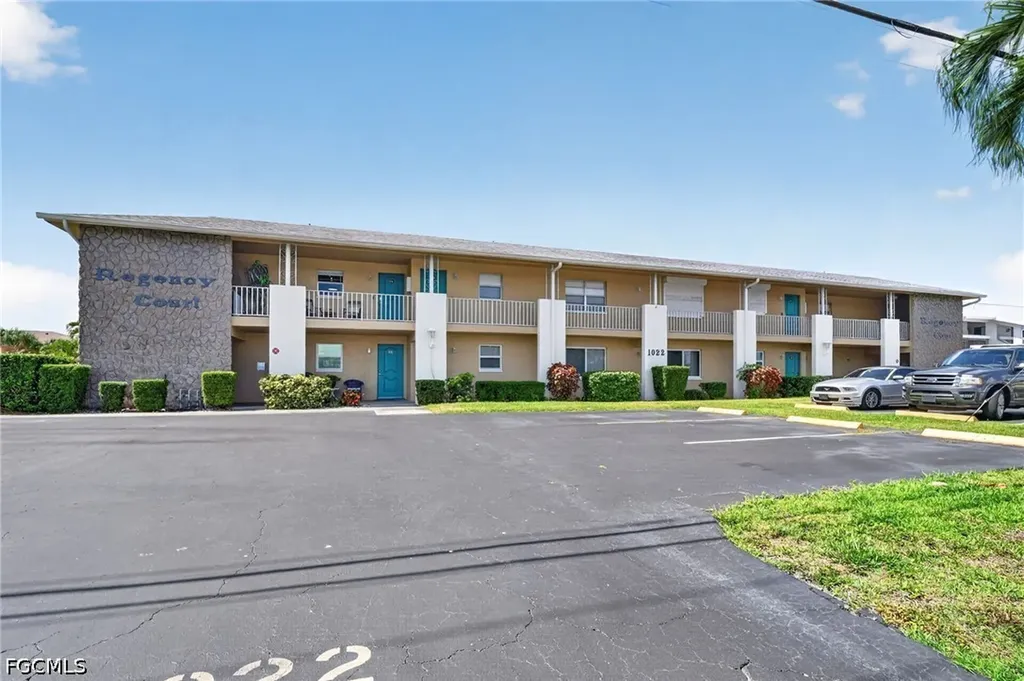 1022 SE 46th Street Cape Coral FL 33904