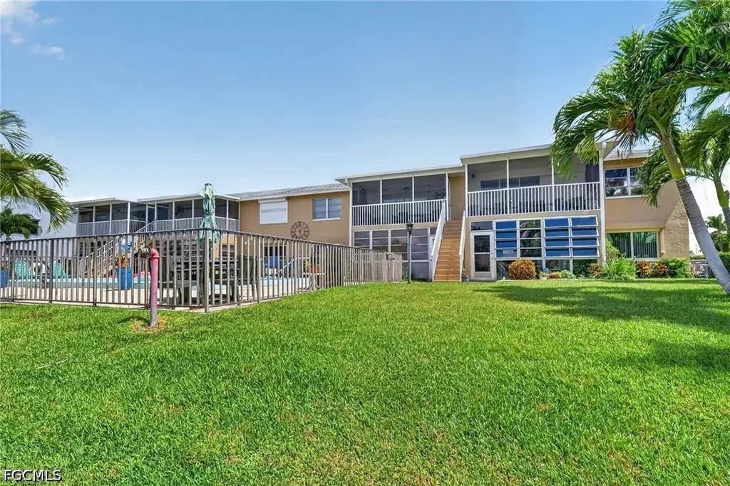 1022 SE 46th Street Cape Coral FL 33904