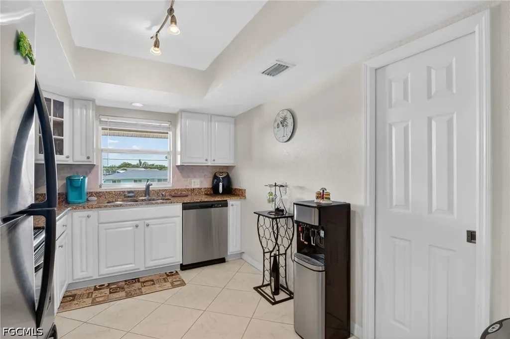 1022 SE 46th Street Cape Coral FL 33904