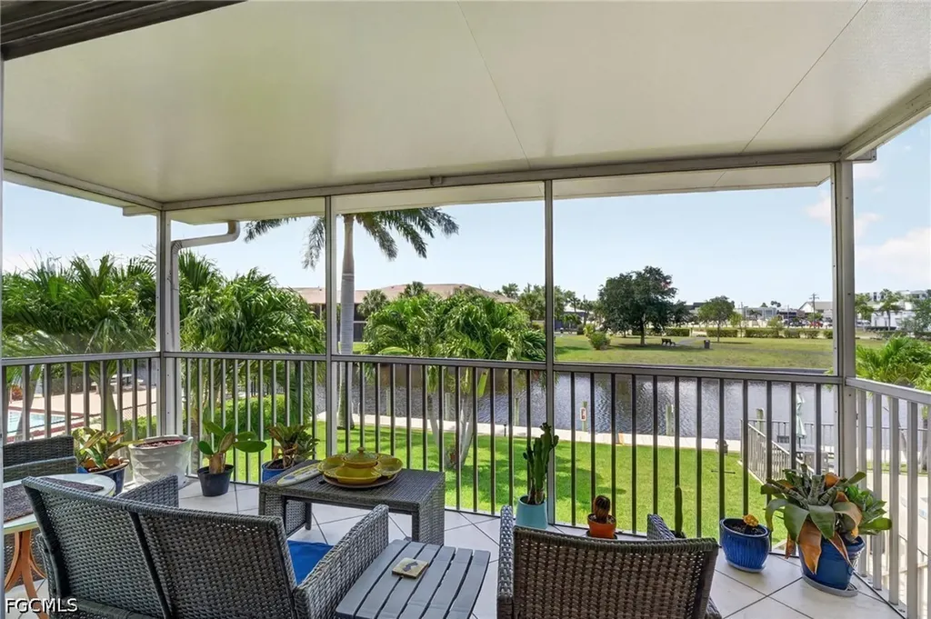 1022 SE 46th Street Cape Coral FL 33904