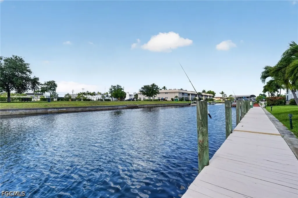 1022 SE 46th Street Cape Coral FL 33904