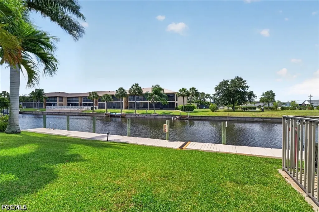 1022 SE 46th Street Cape Coral FL 33904