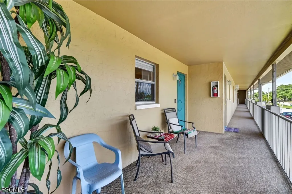 1022 SE 46th Street Cape Coral FL 33904