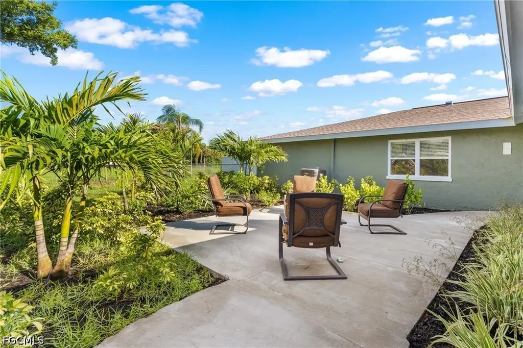 17221 Shelby Lane North Fort Myers FL 33917