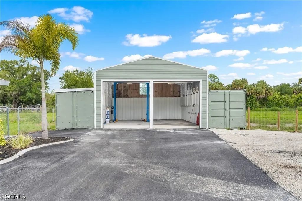 17221 Shelby Lane North Fort Myers FL 33917