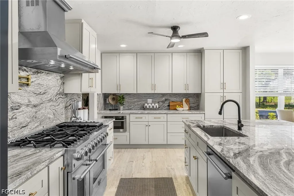 17221 Shelby Lane North Fort Myers FL 33917