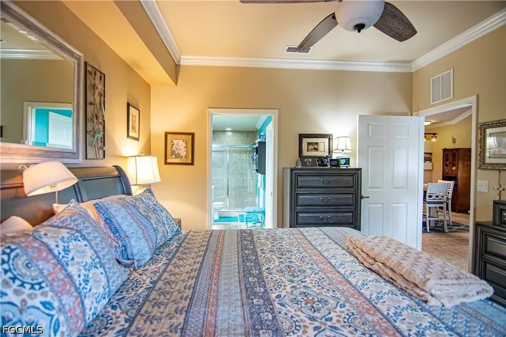 1076 Winding Pines Circle Cape Coral FL 33909