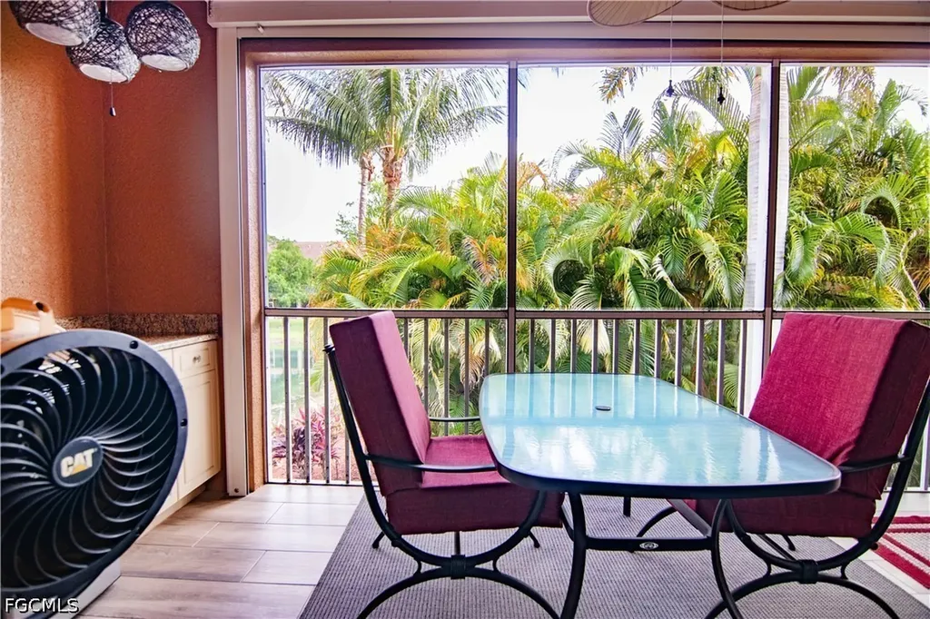 1076 Winding Pines Circle Cape Coral FL 33909