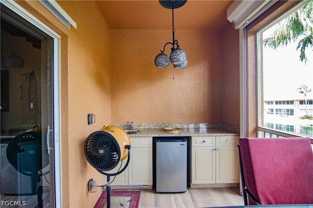 1076 Winding Pines Circle Cape Coral FL 33909