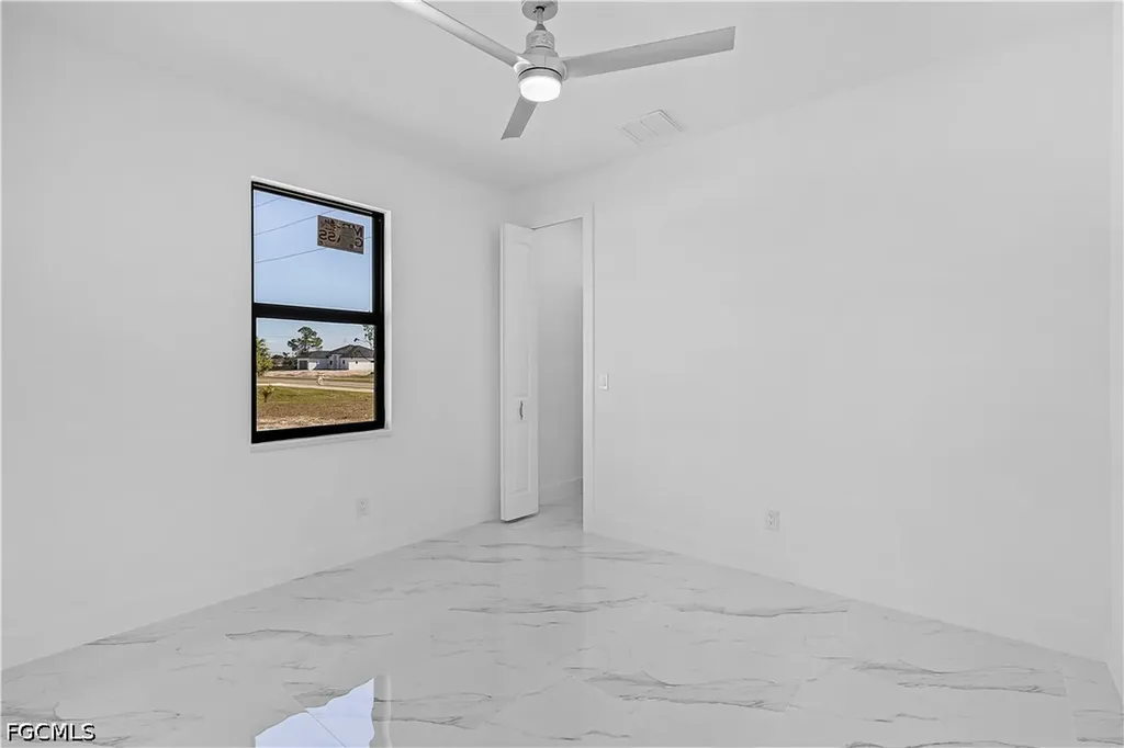 1817 Kismet Parkway W Cape Coral FL 33993