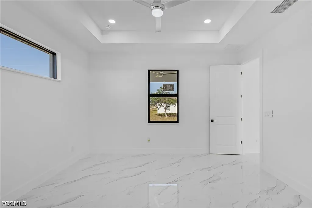1817 Kismet Parkway W Cape Coral FL 33993