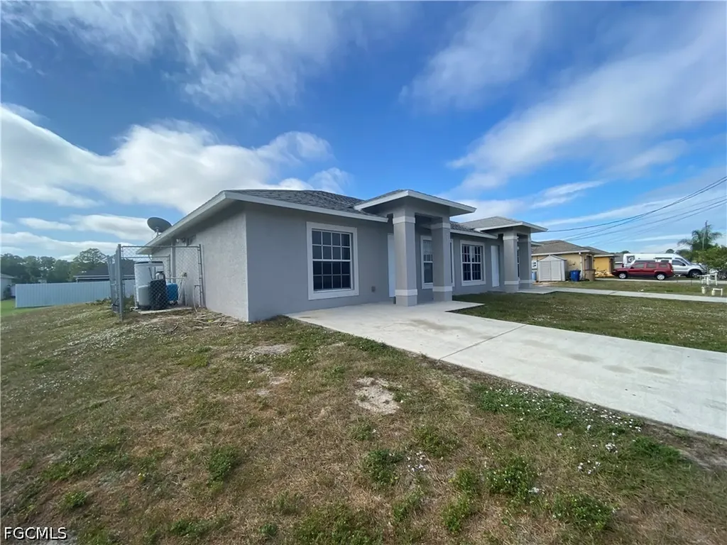 4541 20th Street SW Lehigh Acres FL 33973