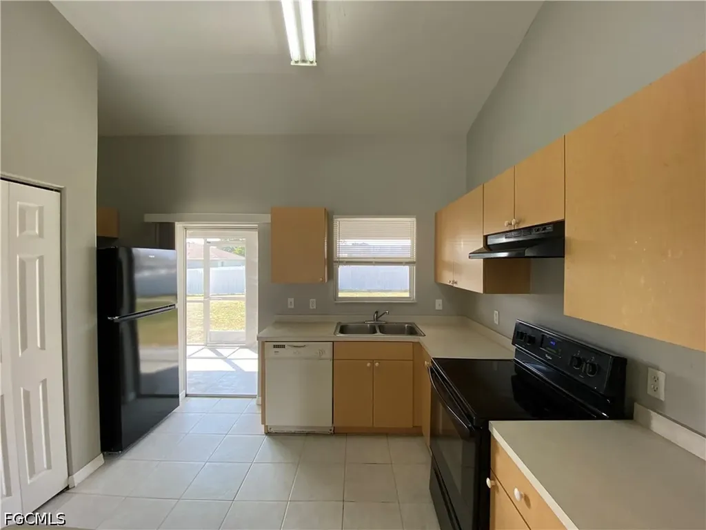 4541 20th Street SW Lehigh Acres FL 33973