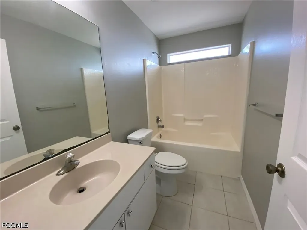 4541 20th Street SW Lehigh Acres FL 33973