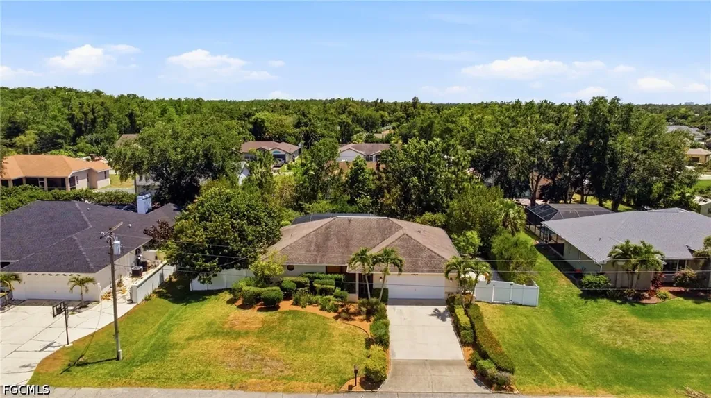 6856 Fairview Street Fort Myers FL 33966
