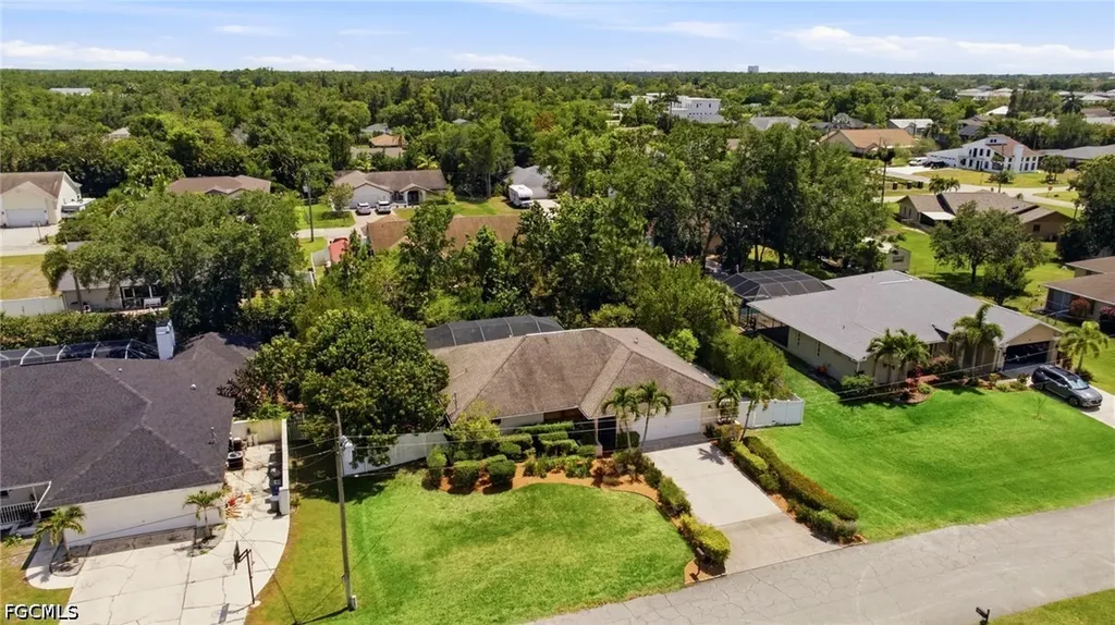 6856 Fairview Street Fort Myers FL 33966