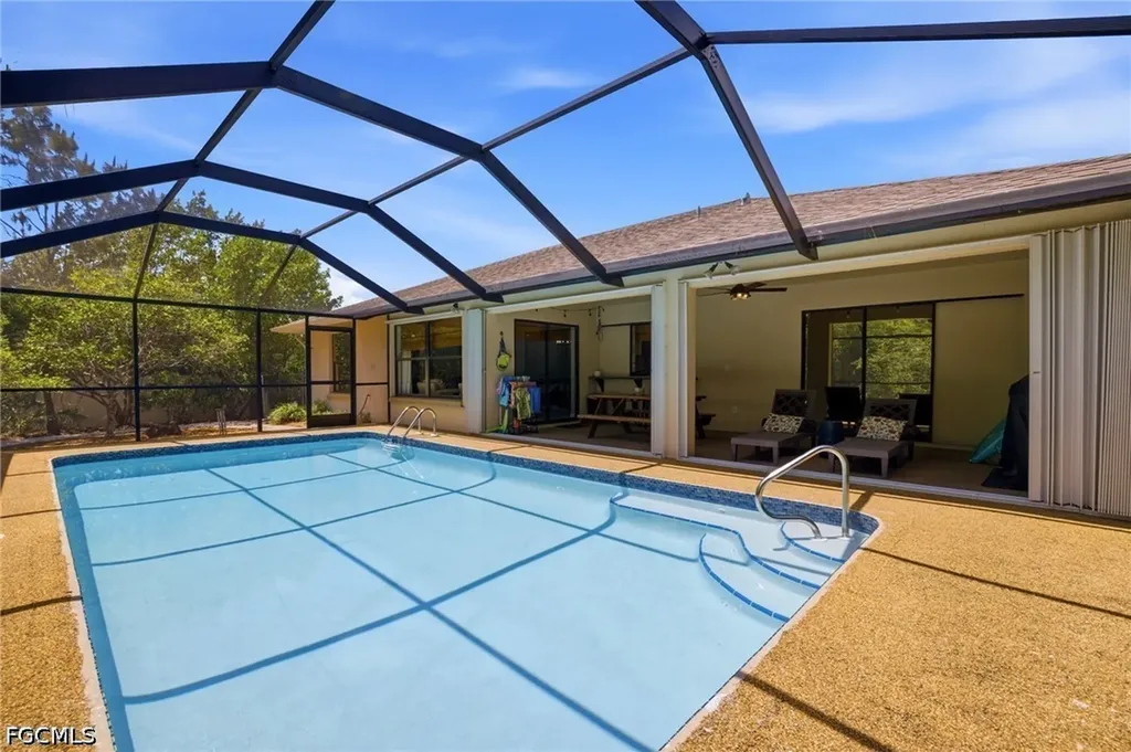 6856 Fairview Street Fort Myers FL 33966