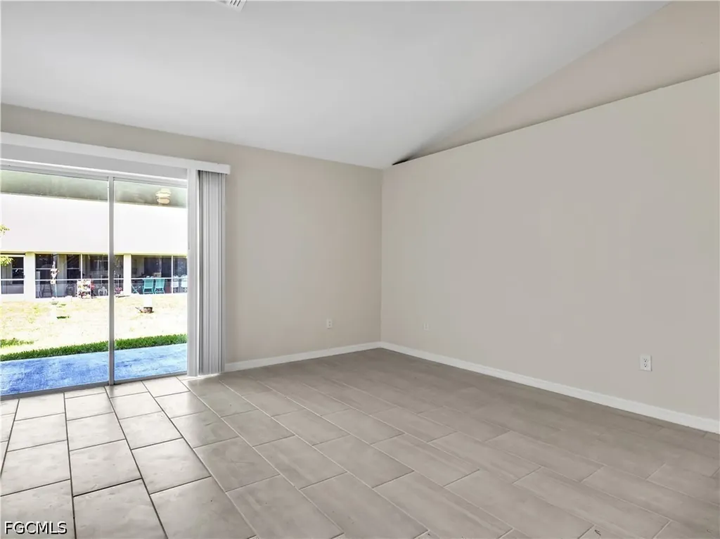 4620 SW 8th Court Cape Coral FL 33914